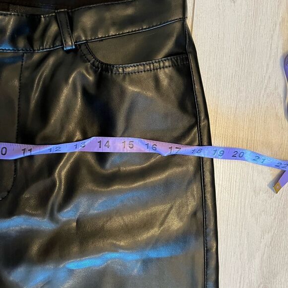 90s vintage Mavi faux leather low rise boot cut pants - Picture 9 of 11